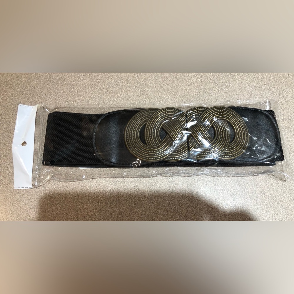 Elegant Black and Gold Infinity Stretch Belt - Plus Size